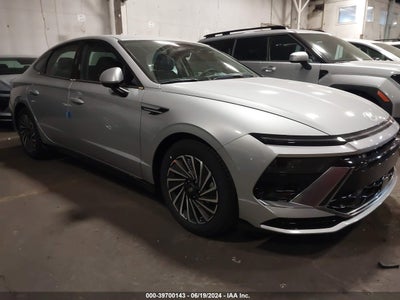 HYUNDAI SONATA HYBRID 2024