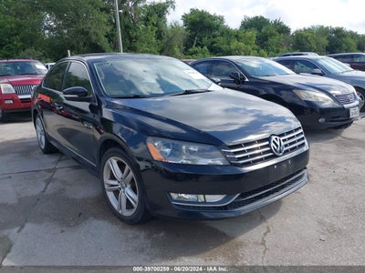 VOLKSWAGEN PASSAT 2013