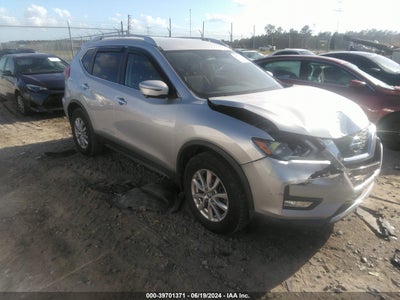 NISSAN ROGUE 2017