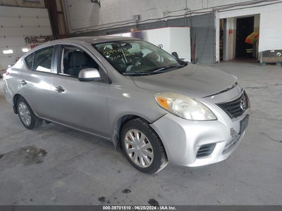 NISSAN VERSA 2013