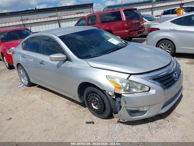 NISSAN ALTIMA 2015