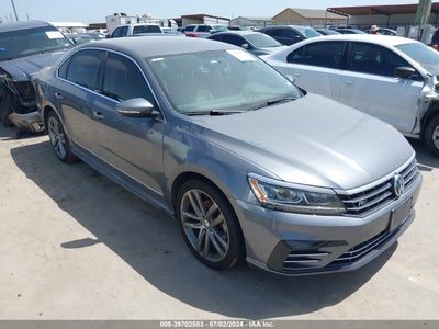 VOLKSWAGEN PASSAT 2016