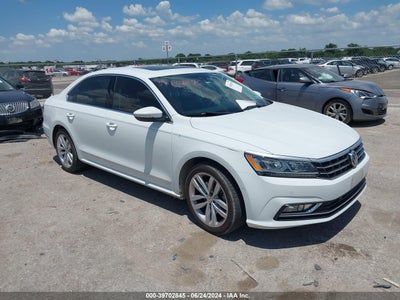 VOLKSWAGEN PASSAT 2018