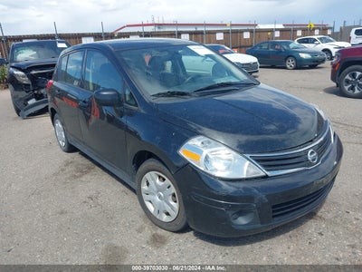 NISSAN VERSA 2011