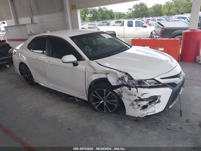 TOYOTA CAMRY 2019