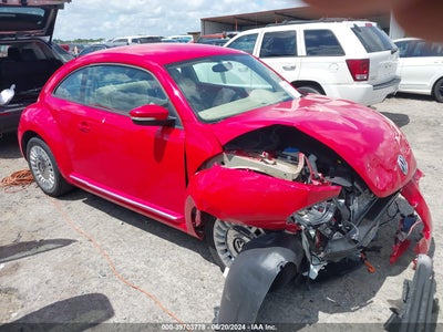 VOLKSWAGEN BEETLE 2014
