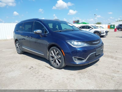 CHRYSLER PACIFICA 2017