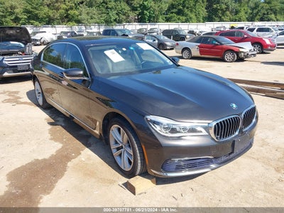 BMW 750I 2016