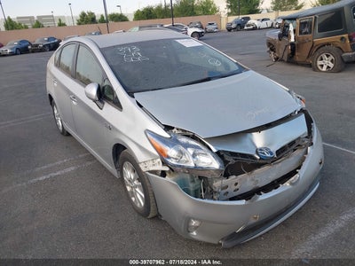 TOYOTA PRIUS PLUG-IN 2015
