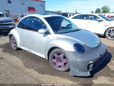 VOLKSWAGEN NEW BEETLE 2001