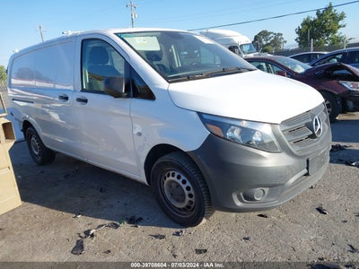 MERCEDES-BENZ METRIS 2020