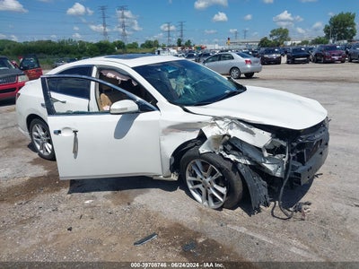 NISSAN MAXIMA 2011
