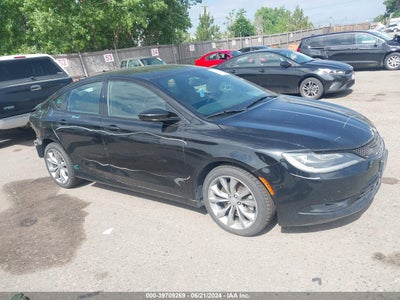 CHRYSLER 200 2016