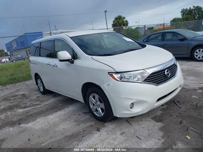 NISSAN QUEST 2017