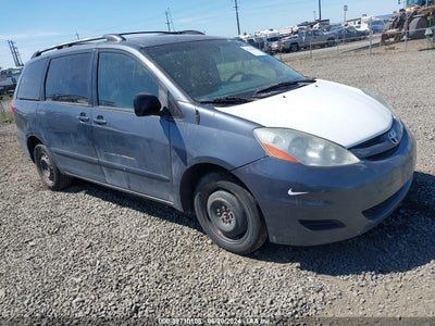 TOYOTA SIENNA 2008