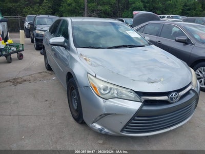 TOYOTA CAMRY 2016