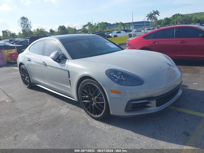 PORSCHE PANAMERA 2018
