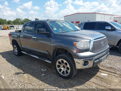 TOYOTA TUNDRA 2012