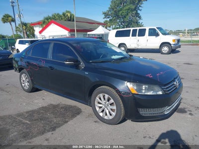 VOLKSWAGEN PASSAT 2015