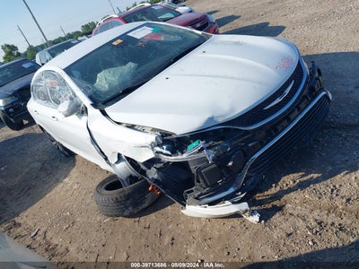 CHRYSLER 200 2017