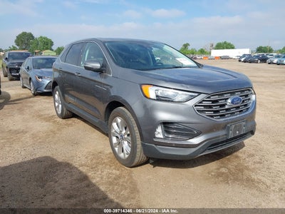 FORD TITAN 2022