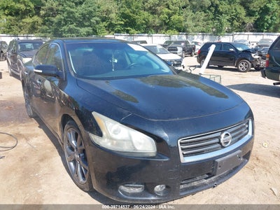 NISSAN MAXIMA 2013