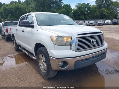 TOYOTA TUNDRA 2011