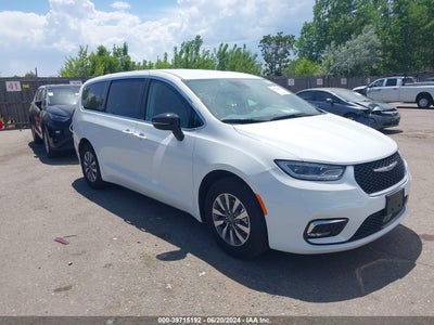 CHRYSLER PACIFICA HYBRID 2024