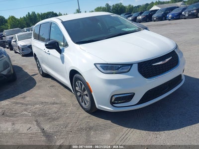 CHRYSLER PACIFICA HYBRID 2024