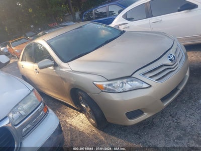 TOYOTA CAMRY 2011