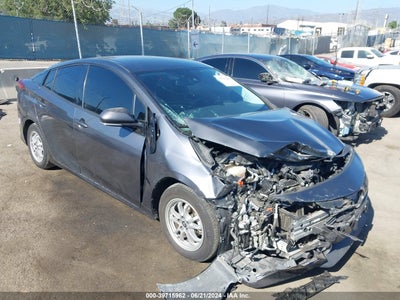 TOYOTA PRIUS PRIME 2019