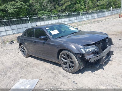 CHRYSLER 300 2020