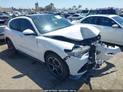 ALFA ROMEO STELVIO 2022