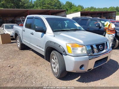 NISSAN TITAN 2009
