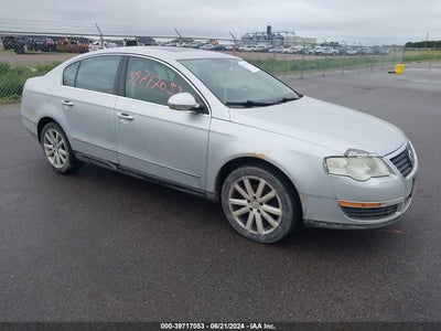 VOLKSWAGEN PASSAT 2010