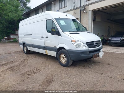 MERCEDES-BENZ SPRINTER 2500 2011
