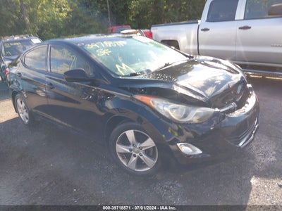 HYUNDAI ELANTRA 2013