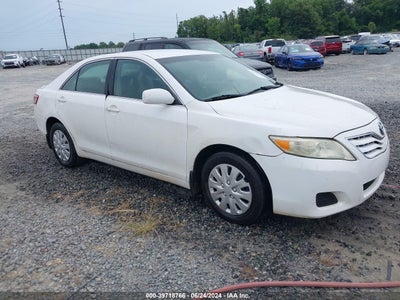 TOYOTA CAMRY 2011