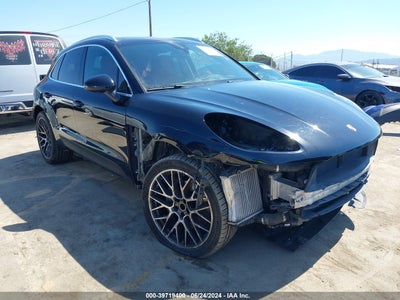 PORSCHE MACAN 2019