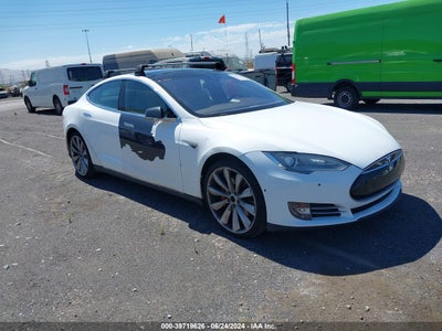 TESLA MODEL S 2015