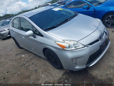 TOYOTA PRIUS 2015