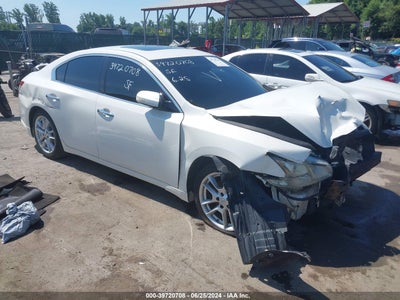 NISSAN MAXIMA 2011