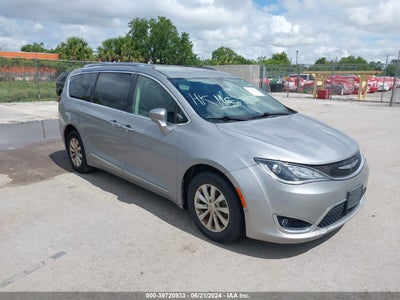 CHRYSLER PACIFICA 2018