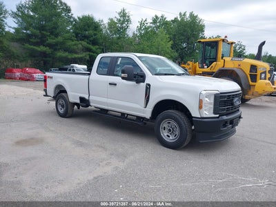 FORD F-250 2024
