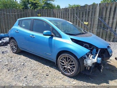 NISSAN LEAF 2013