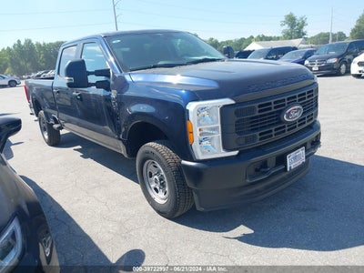 FORD F-350 2023