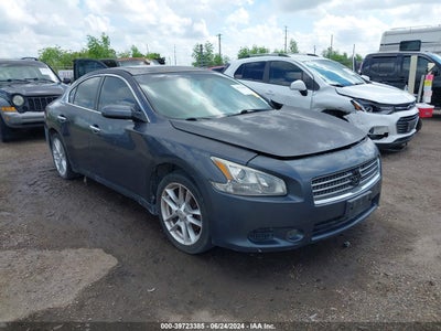 NISSAN MAXIMA 2009