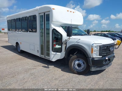 FORD F-550 CHASSIS 2023