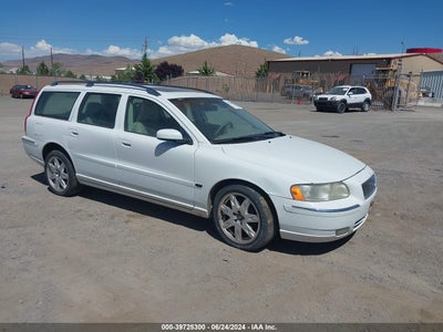 VOLVO V70 2005
