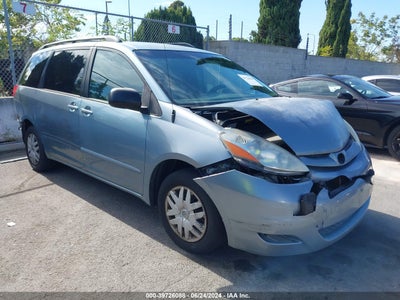 TOYOTA SIENNA 2008